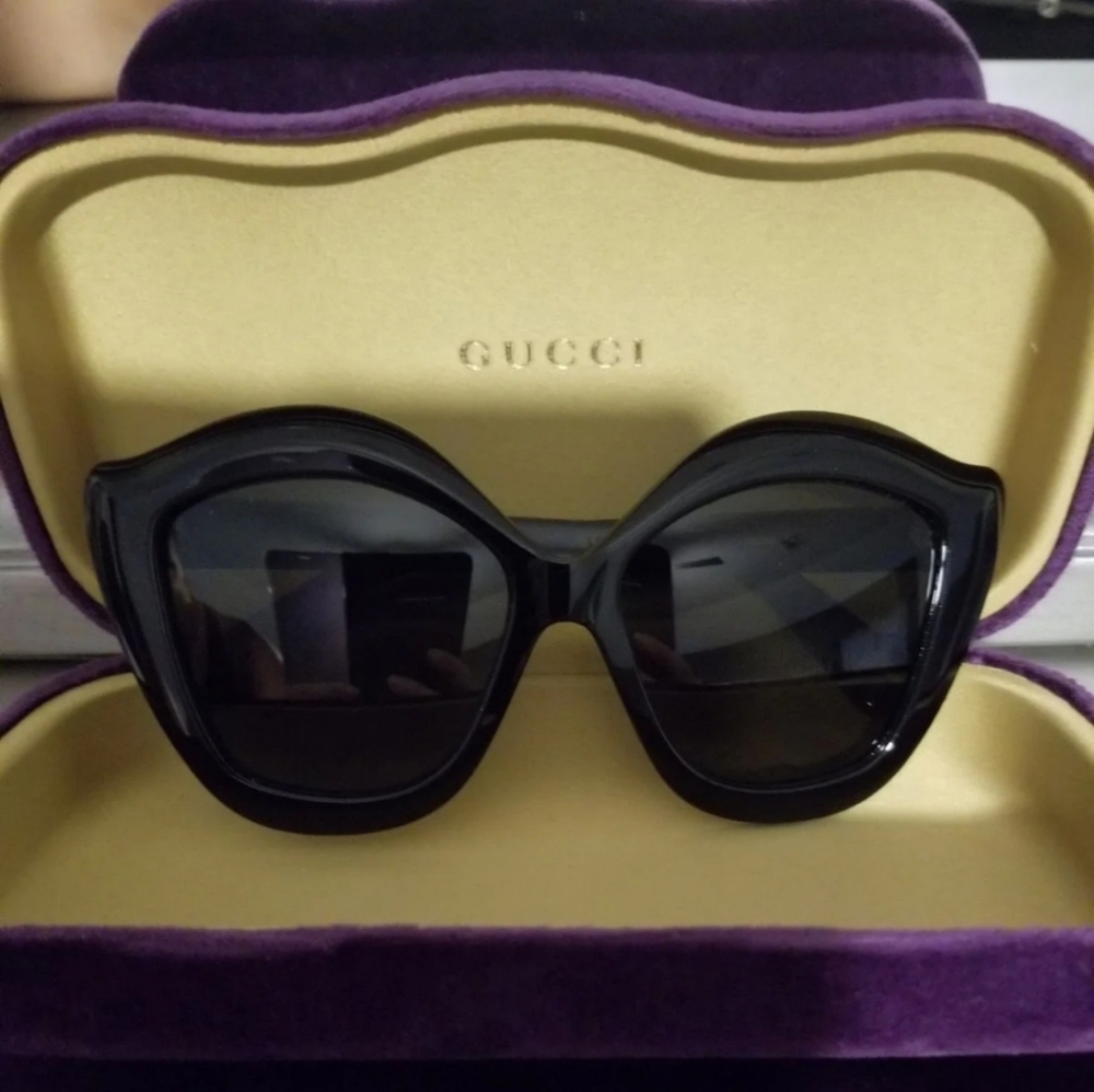 Gucci sunglasses